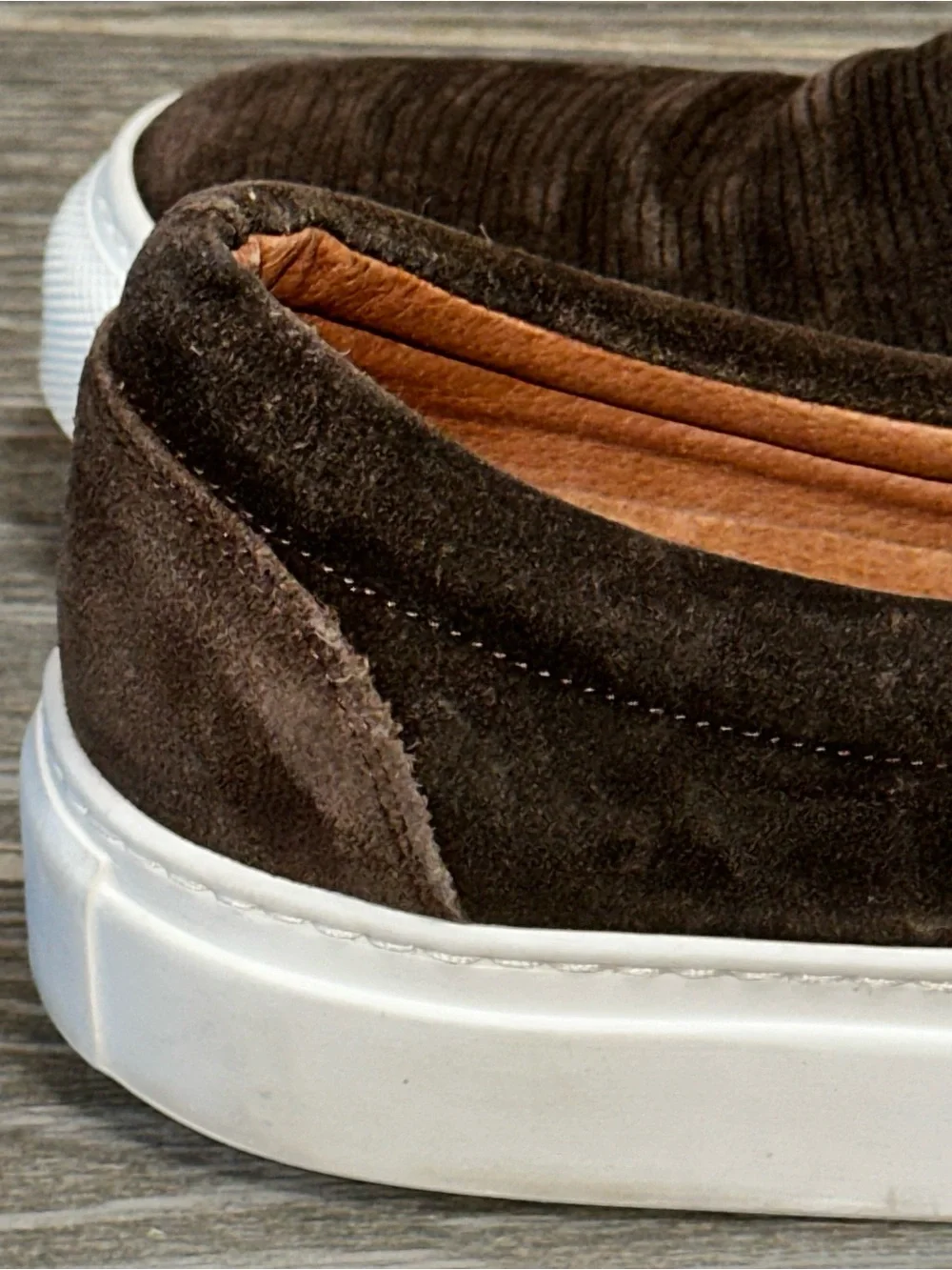 M. Gemi Cerchio Brown Corduroy Suede Slip On Sneakers Women’s 39 Casual Comfort